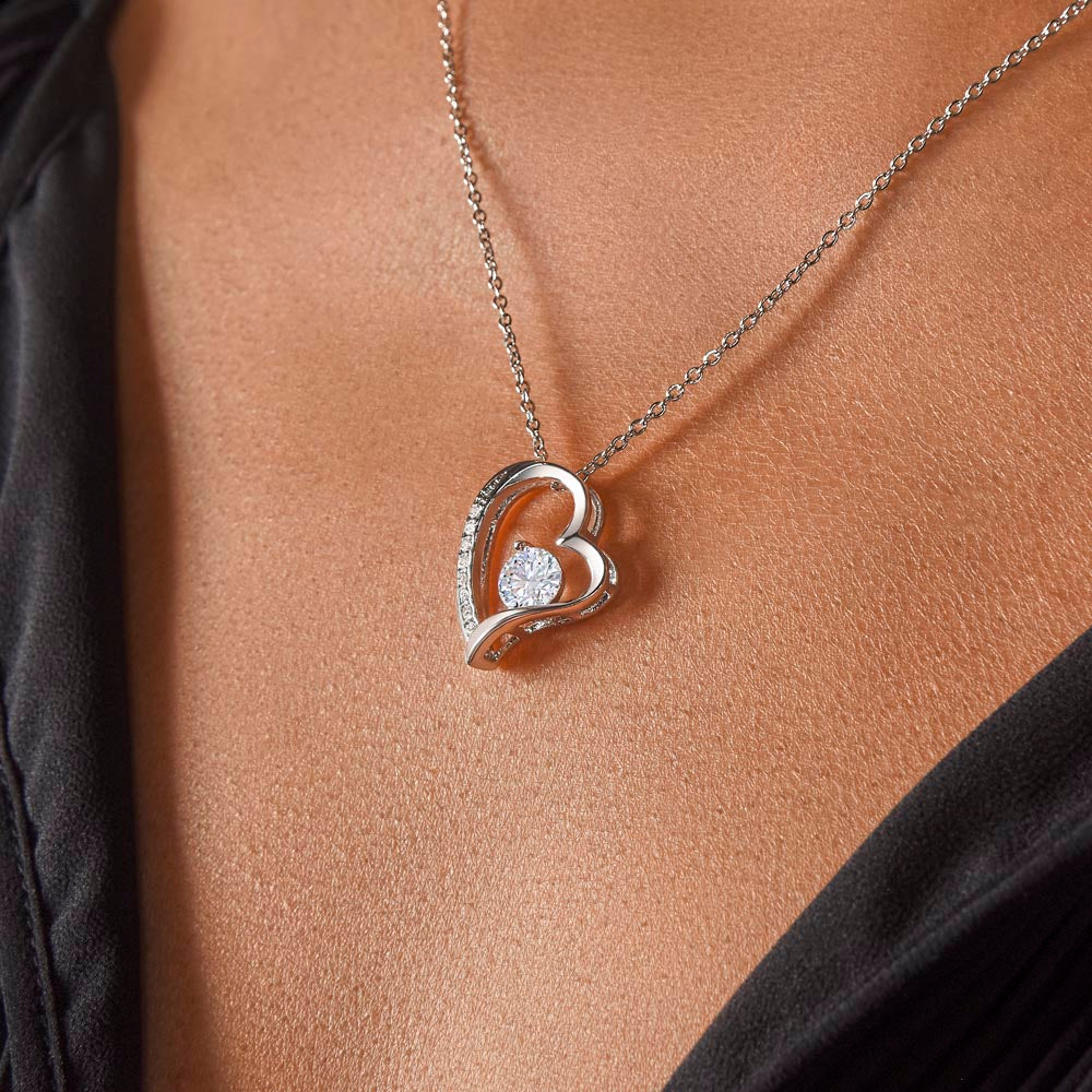Forever Love Gratitude Necklace: A Tribute to Mom